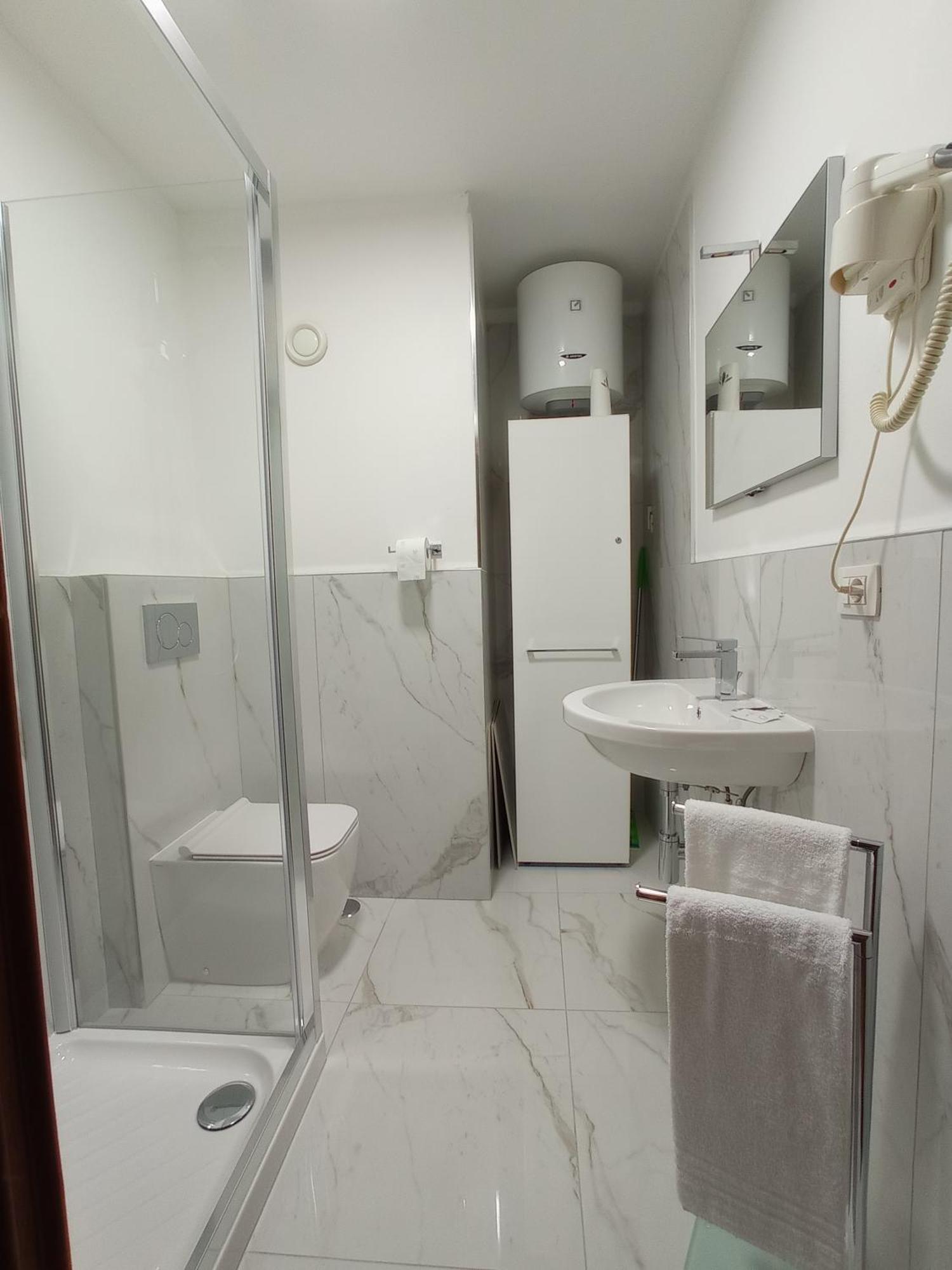 Ferienwohnung Relais Duomo Adelaide Florenz Zimmer foto